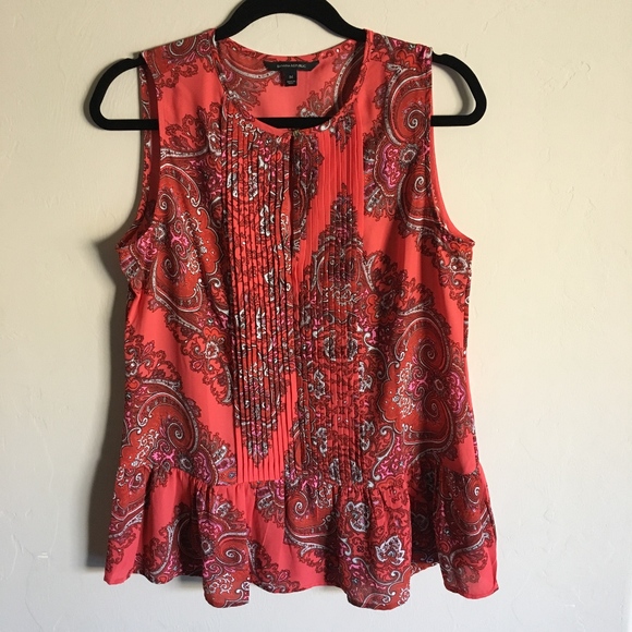 Banana Republic Tops - Banana Republic Sleeveless Blouse